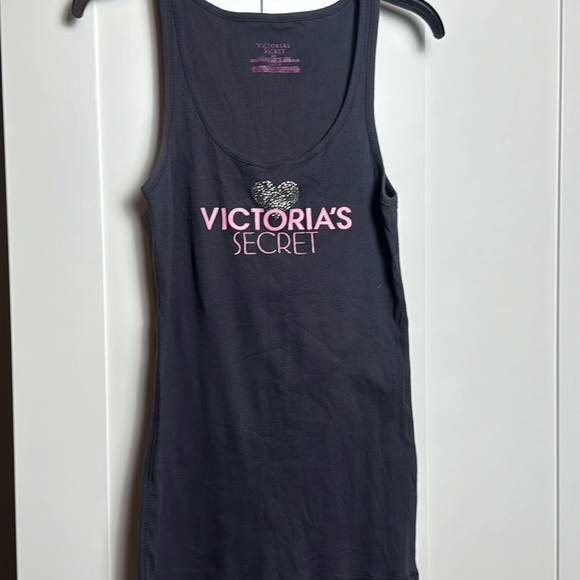 Victoria's Secret Tops - VS/ VICTORIA SECRET rhinestone heart tank top